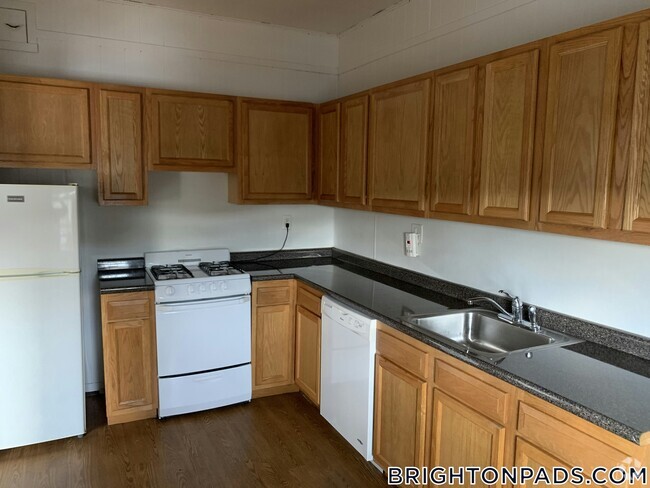 Building Photo - 134 Englewood Ave Unit 5 Rental