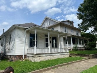 Photo - 17 Republic Ave