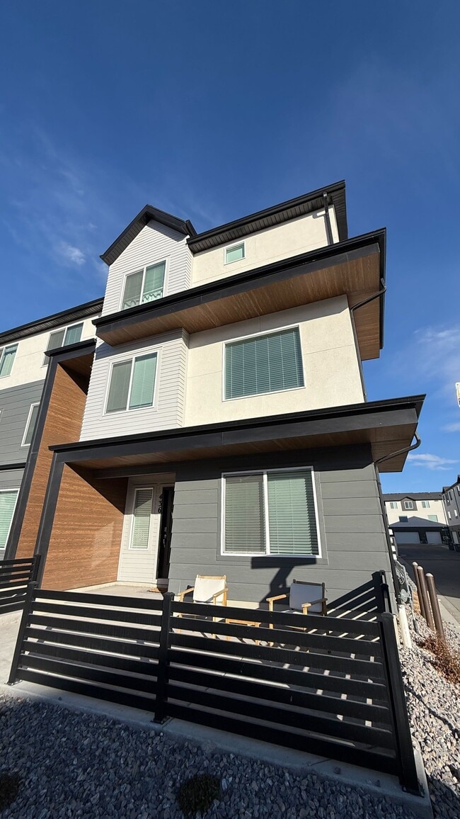 Photo - 436 S 1130 W