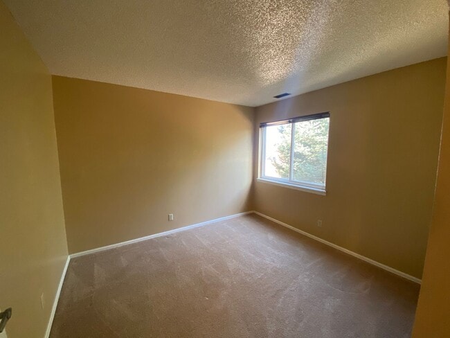 Photo - 842 Tenderfoot Hill Rd