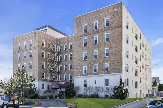 Building Photo - 500 Deal Lake Dr Unit 5D Rental