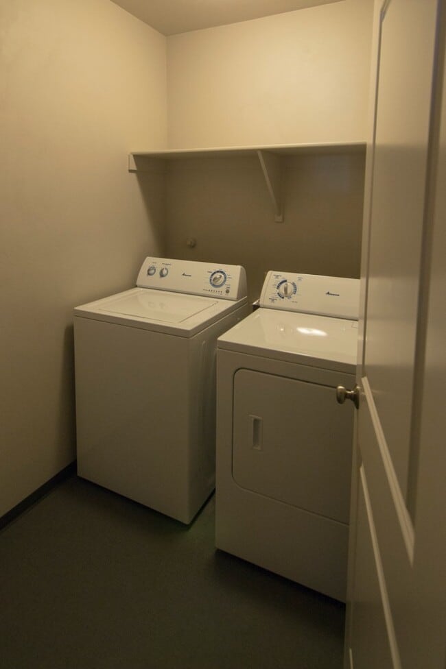 Photo - The Hood Unit 1545