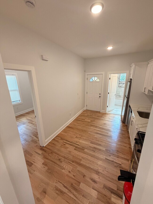 170 Seaman St Unit 1