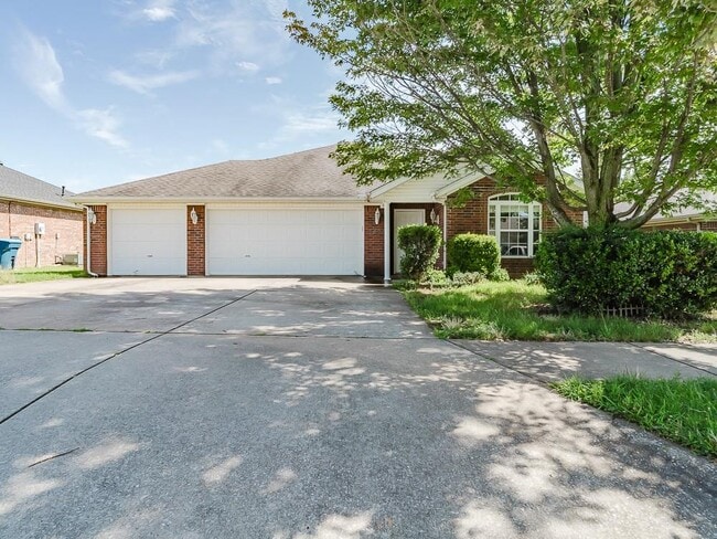 Photo - 3401 SW Carriageway Ave House