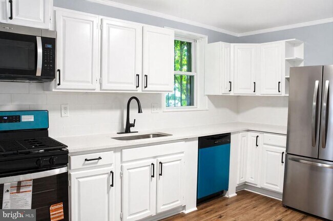 Photo - 2609 Lauretta Ave