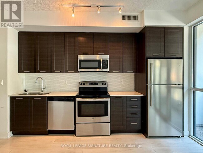 Photo - 50 Bruyeres Mews Unit 305