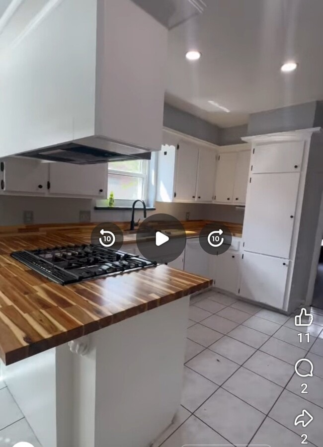 Photo - 10336 Rocky Hollow Rd