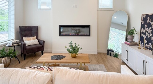 Photo - The Retreat at Mendota Village