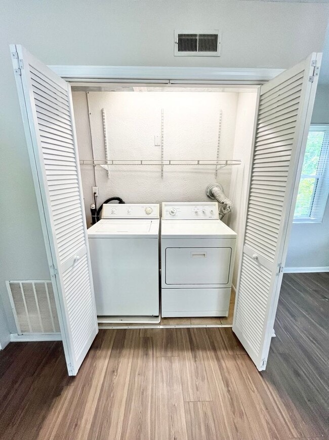 Photo - 112 Shepherd Ave Unit A Backyard Down