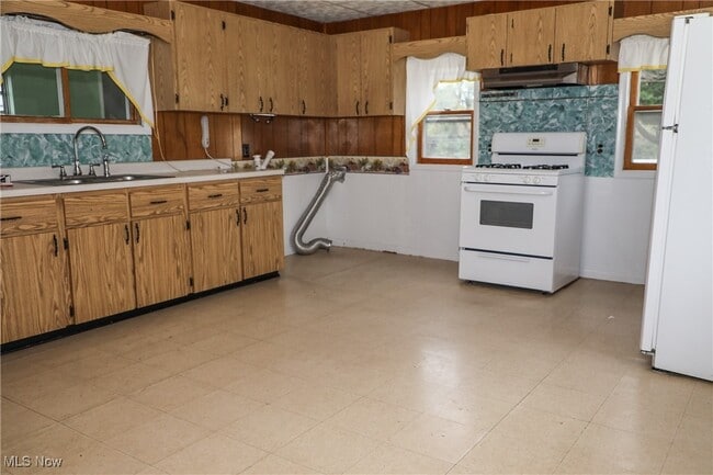 Photo - 61781 W Tacoma Rd