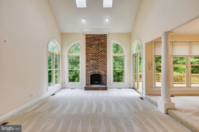 Photo - 9715 Middleton Ridge Rd