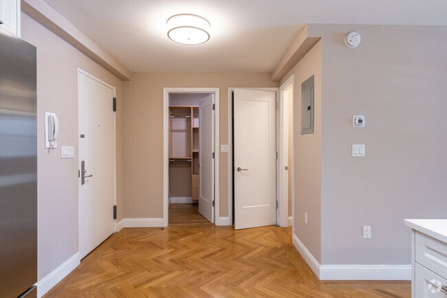 Photo - Yorkshire Towers