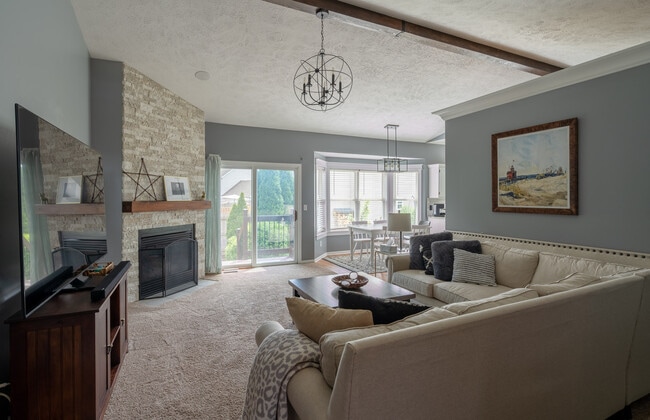 Living Room - 5686 Barcroft Dr SW