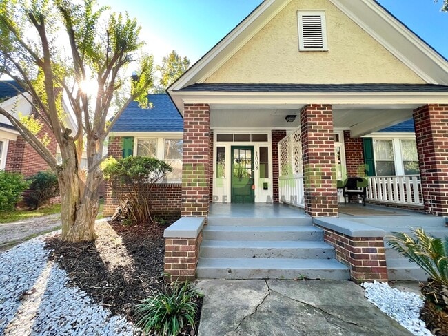 Photo - 1008 W Confederate Ave