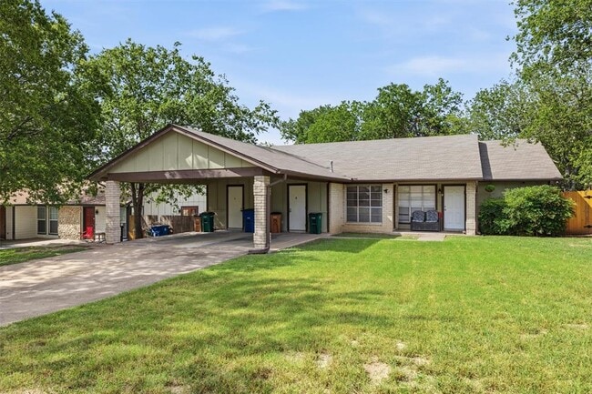 Photo - 113 Meteor Dr