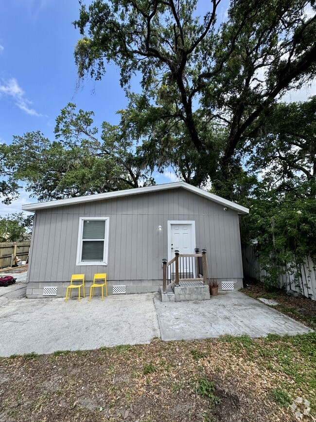 Building Photo - 1209 35th St Rental