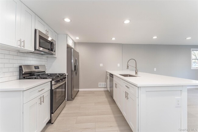 Photo - 1398 Pine Acres Blvd