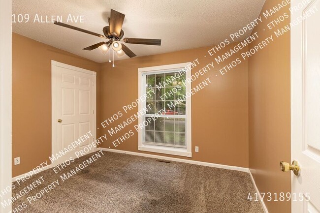 Photo - 109 N Allen Ave