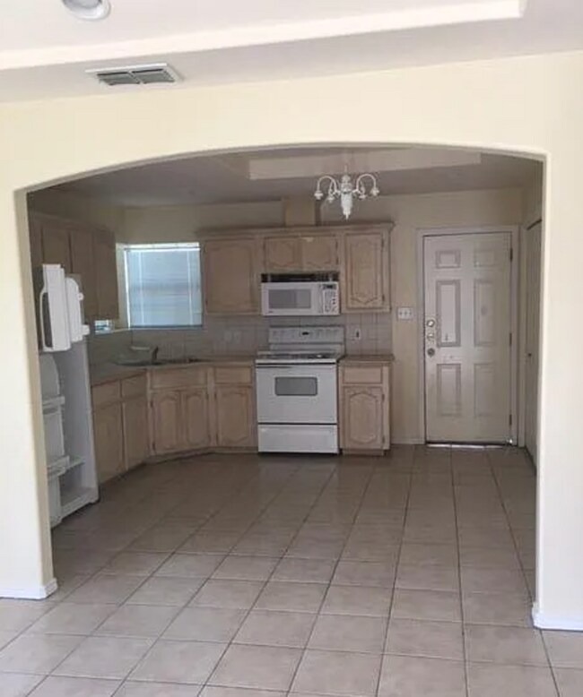 Photo - 3612 Zelma St Unit 1