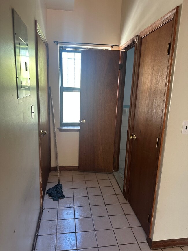 3517 Lancaster Ave Unidad 2