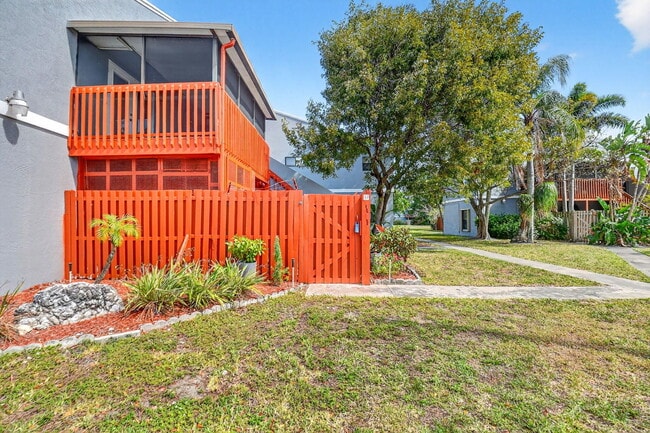 Photo - 18 Crossings Cir Unit F