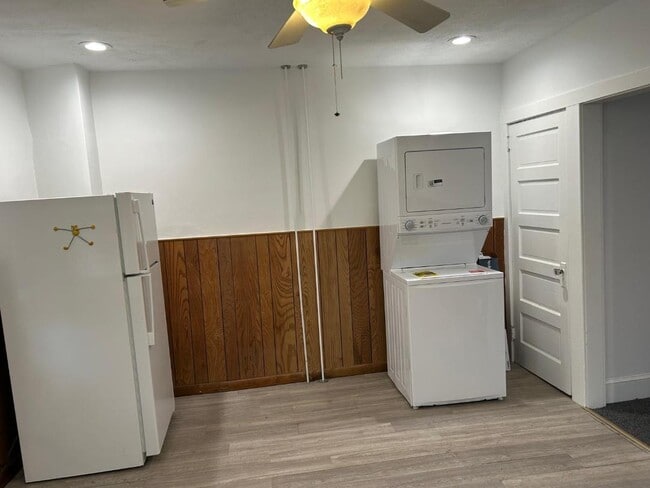 Photo - 2718 E County Line Rd