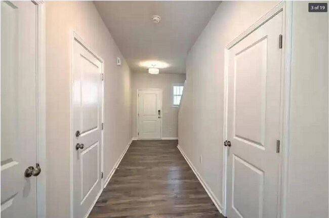 Photo - 31 Apricot Ln