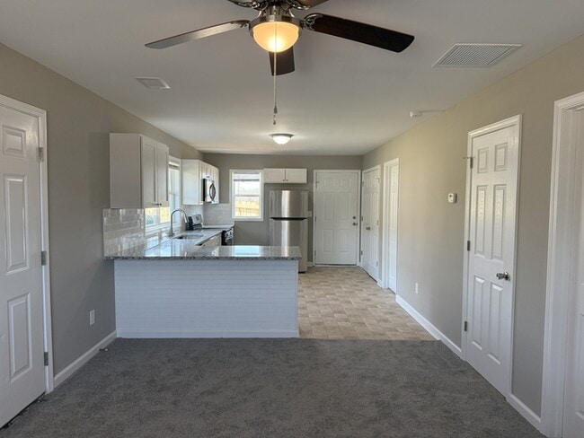 Photo - 223 Charlotte Place