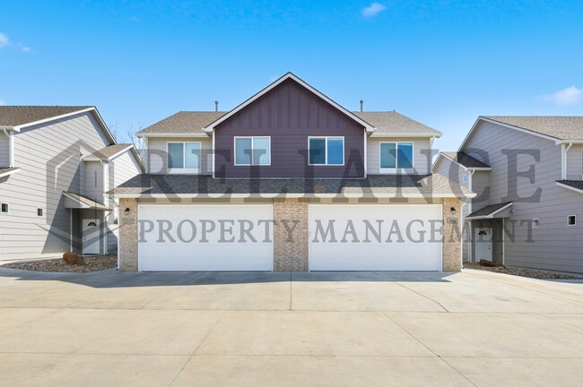 Building Photo - 4515 E 45th St N