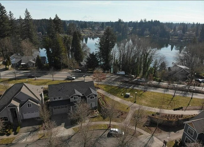 Photo - 1621 Bellerive Way SE