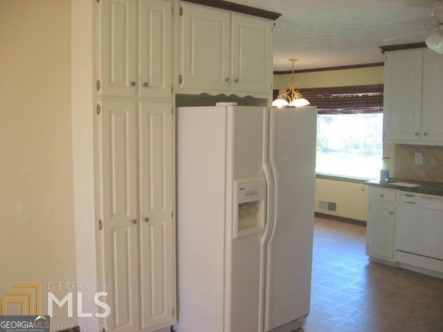 Photo - 5433 Wydella Rd SW