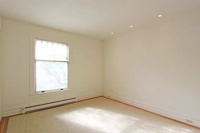 Photo - 304 Walnut St Unit #2