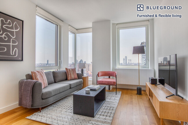 Building Photo - 125 Delancey St Rental