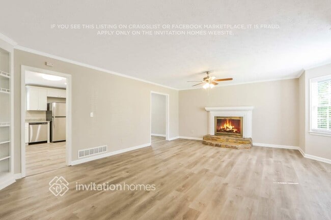 Photo - 5013 Evelyn Way