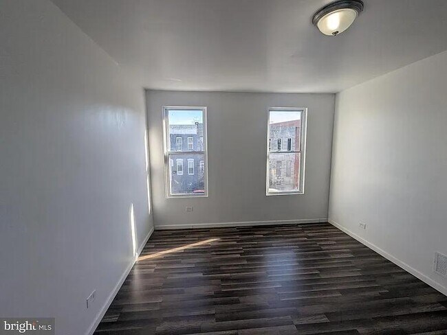 Photo - 430 S Smallwood St