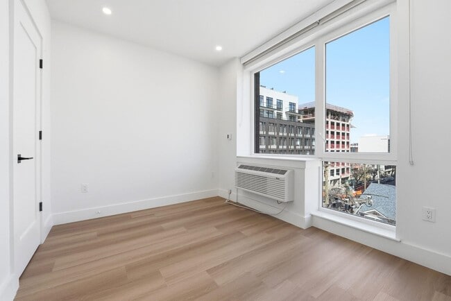 Photo - 337 Johnston Ave Unit 507