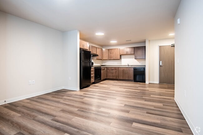 3BR, 2BA - 1219SF
