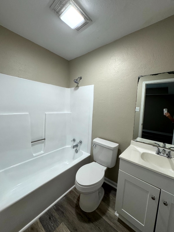 Photo - 1634 Clear Lake Ave Unidad B