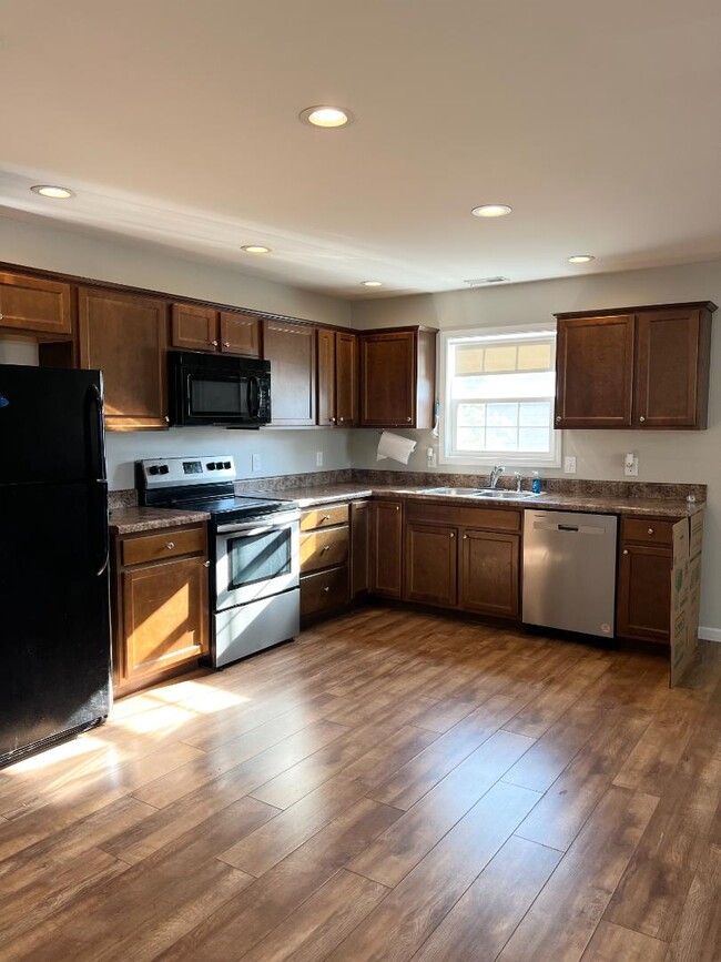 Photo - 2504 Overlook Rd