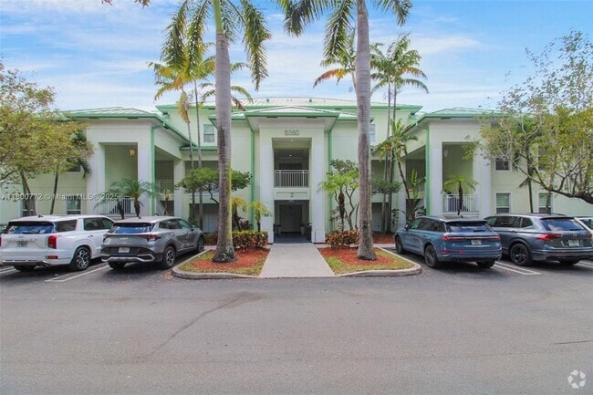 Building Photo - 5350 NW 87th Ave Rental