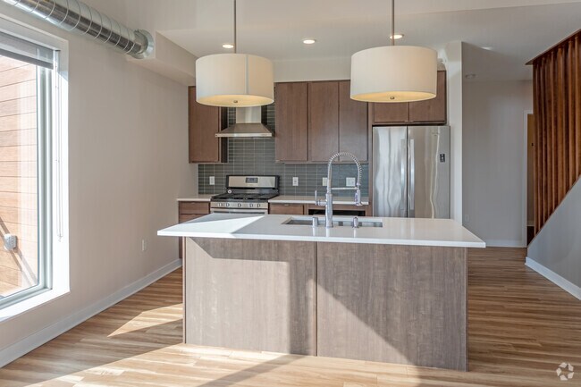 2BR, 2BA, Cooke - 1,334SF - Revel