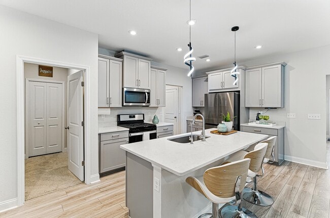 Photo - 105 Meadow Creek Dr