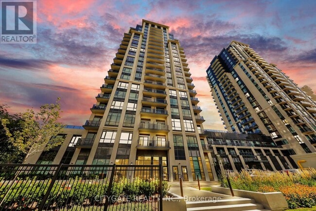 Photo - 202 Burnhamthorpe Rd E Unit 1610