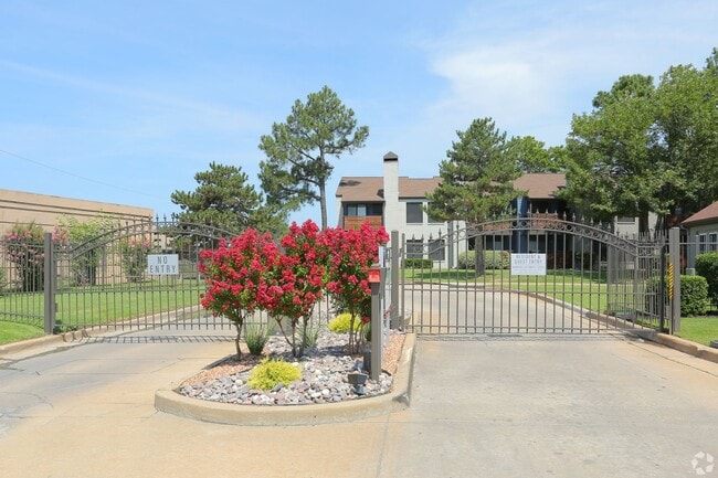 Waterside Apartments Tulsa