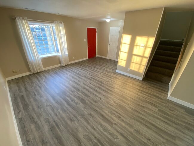 Photo - 2806 Hickory Rd