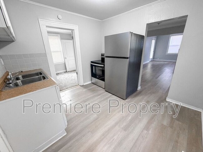 Photo - 1537 S Willow Ave