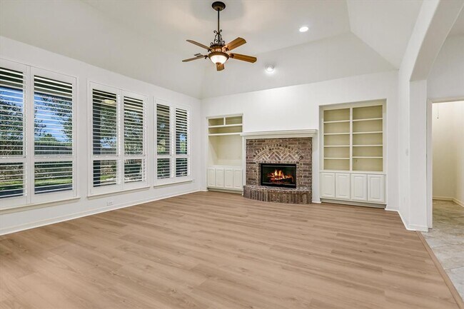 Photo - 2019 Westvalley Pl
