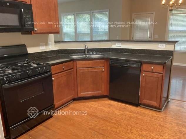 Photo - 3241 Welmingham Dr SW