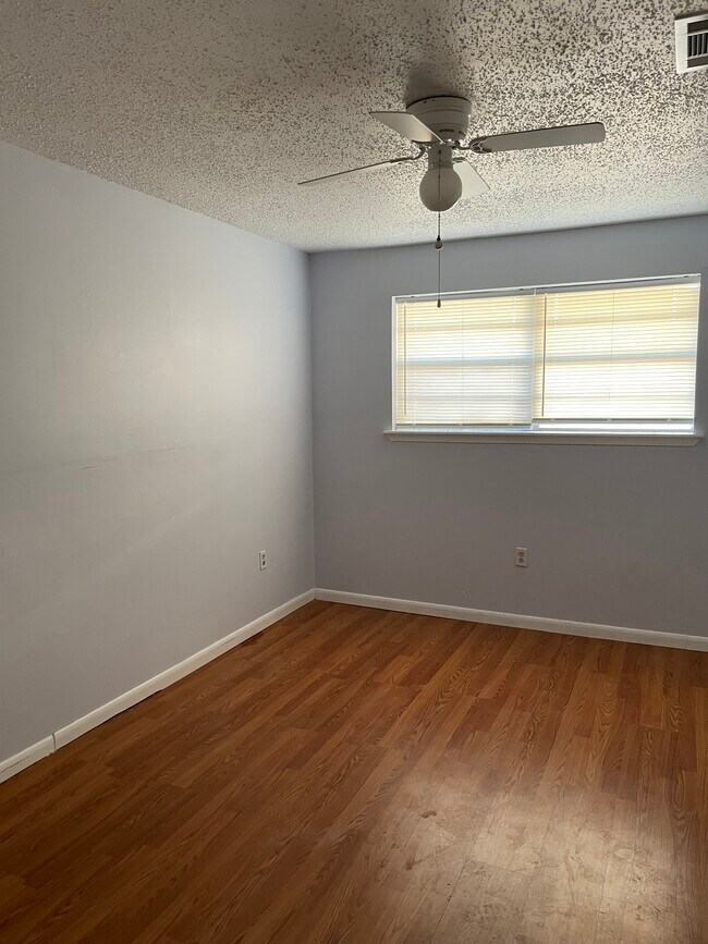 Photo - 14145 Gravier Ave