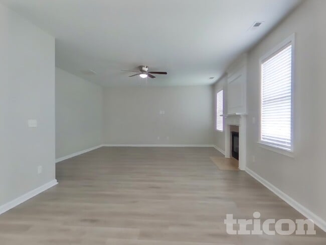 Photo - 3751 Lanier Dr